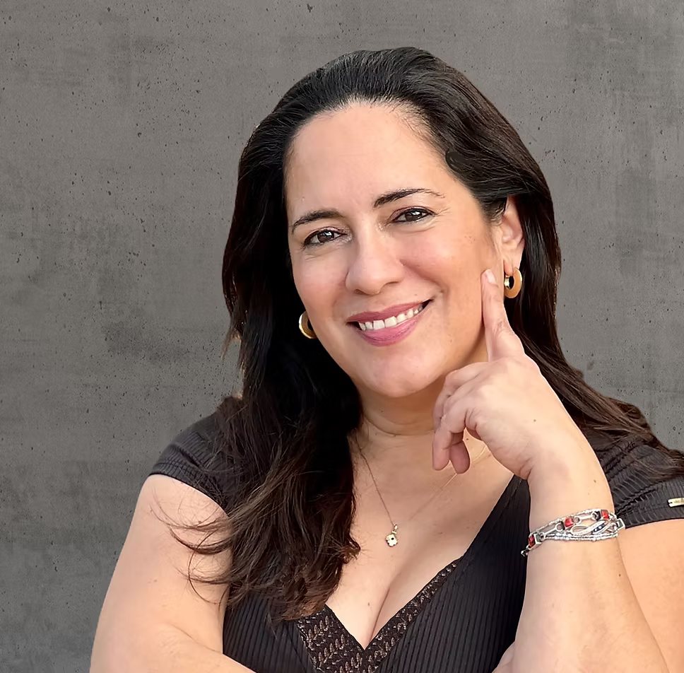 Mariana Llanos against a gray background